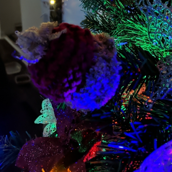 2/5$ Homemade Wool xmas ornaments - Picture 3 of 7